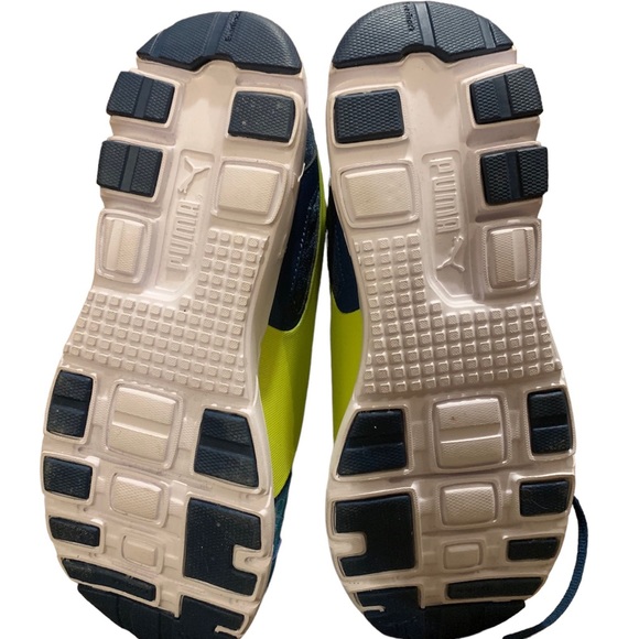 Puma shoes - Picture 6 of 6